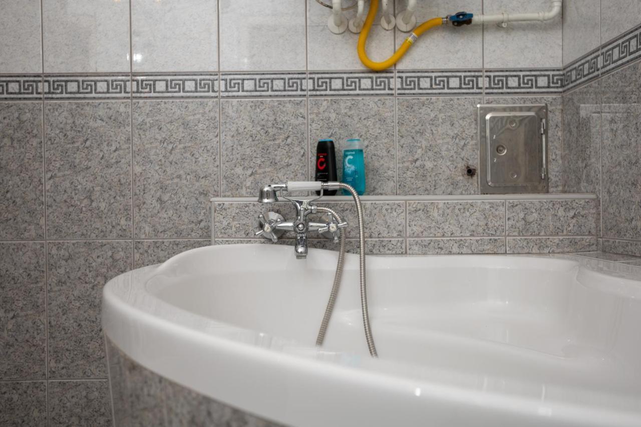 Emerald Suite With Free Parking Budapeşte Dış mekan fotoğraf